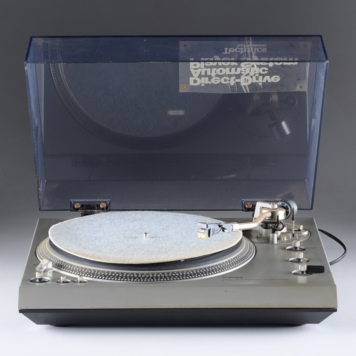 Vintage Technics by Panasonic Direct-Drive Model SL 1300 Turntable