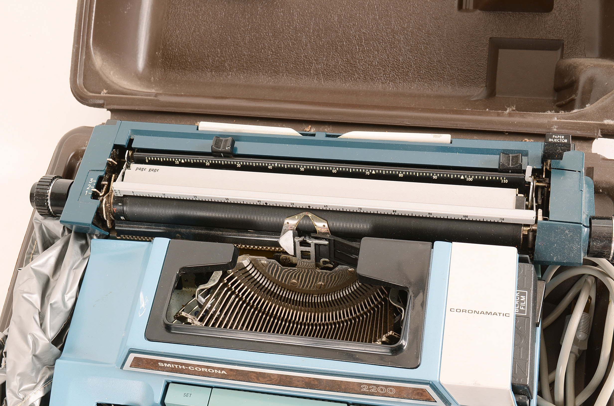 Smith-Corona 2200 Electric Typewriter