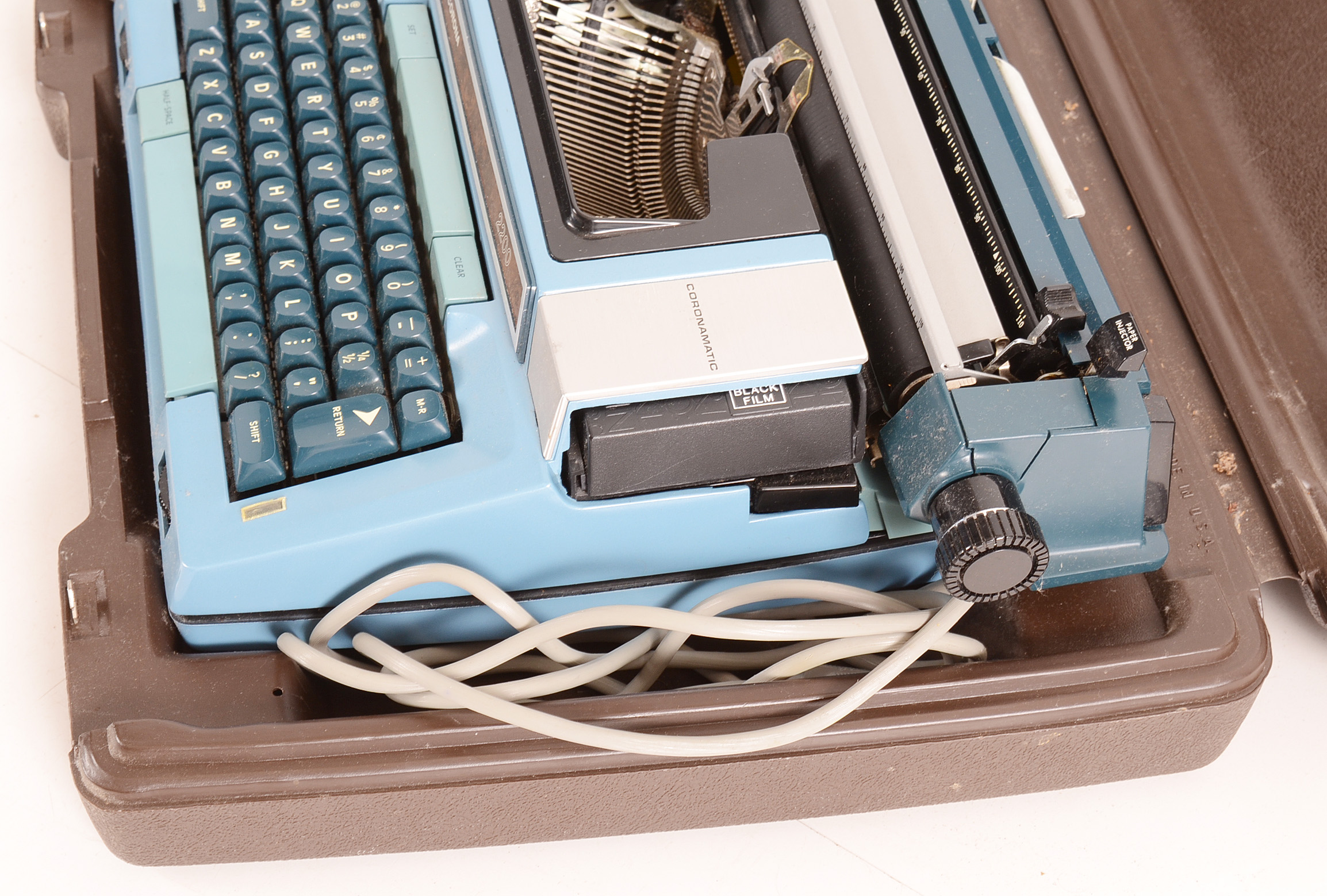 Smith-Corona 2200 Electric Typewriter