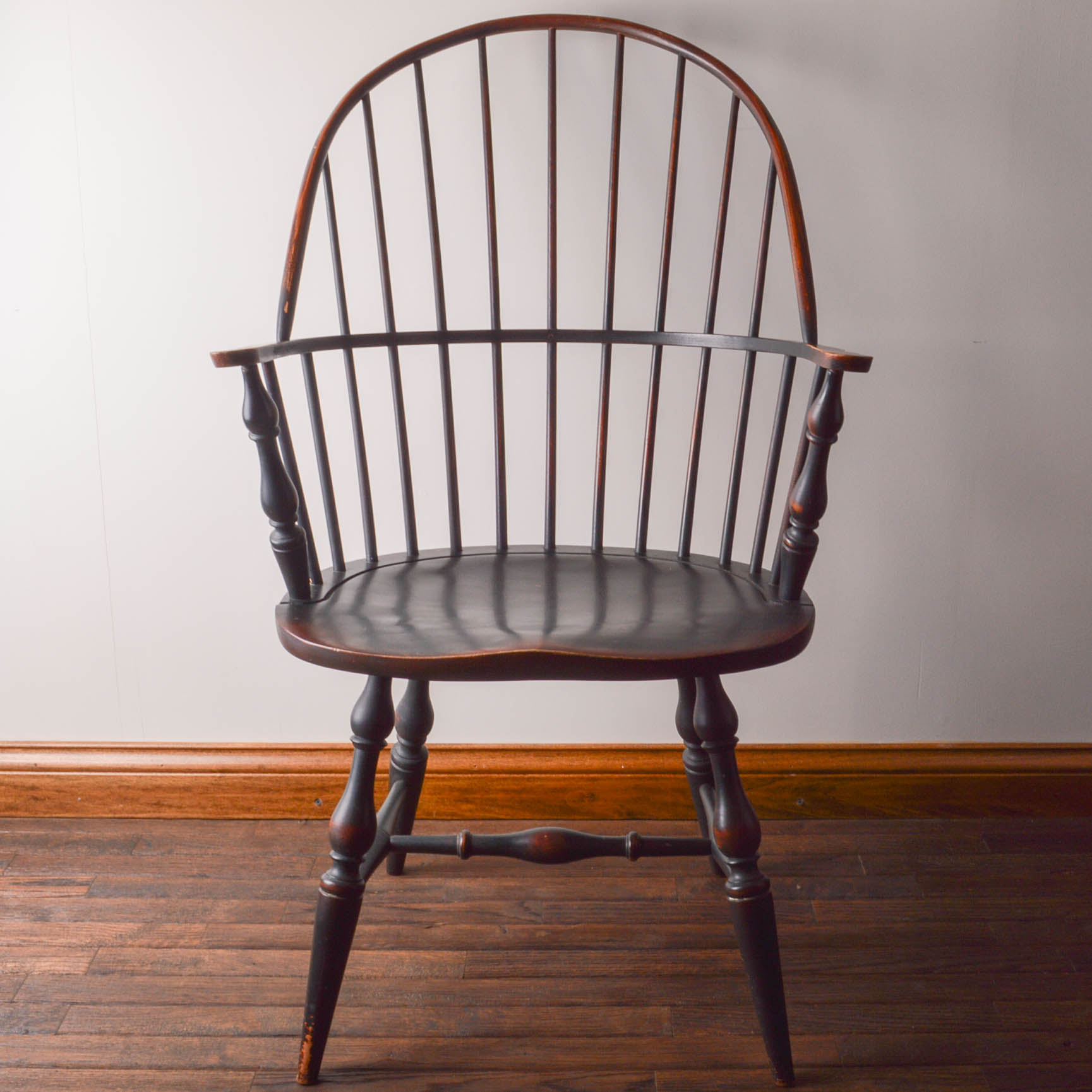 David T. Smith Reproduction Windsor Loop Back Chair