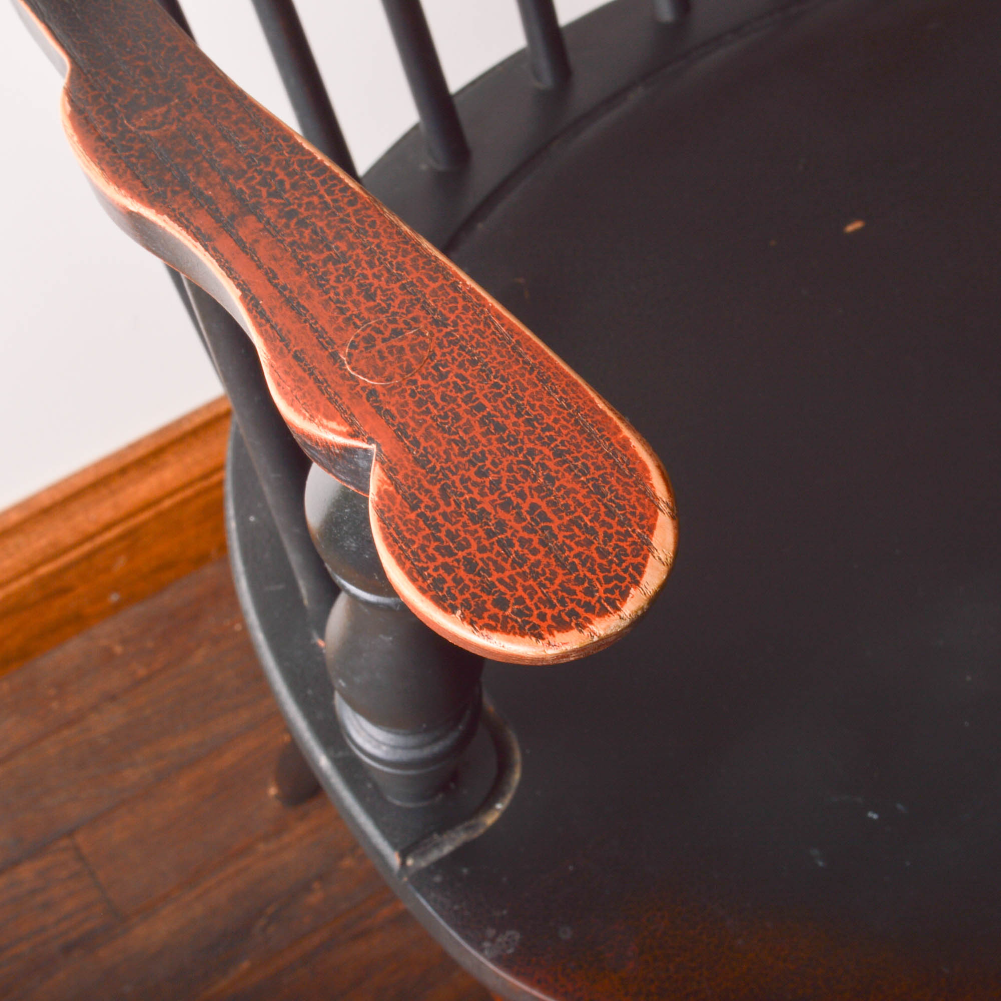 David T. Smith Reproduction Windsor Loop Back Chair