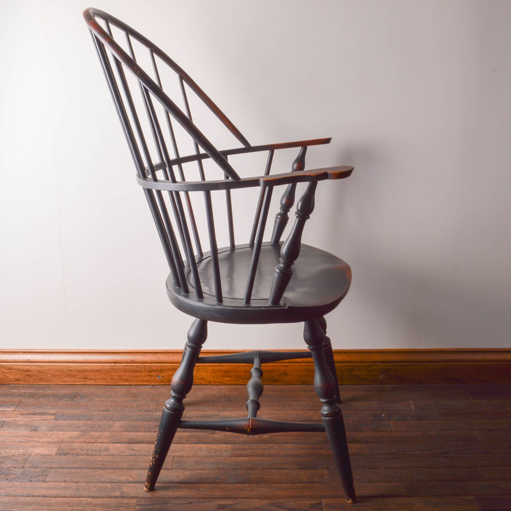 David T. Smith Reproduction Windsor Loop Back Chair