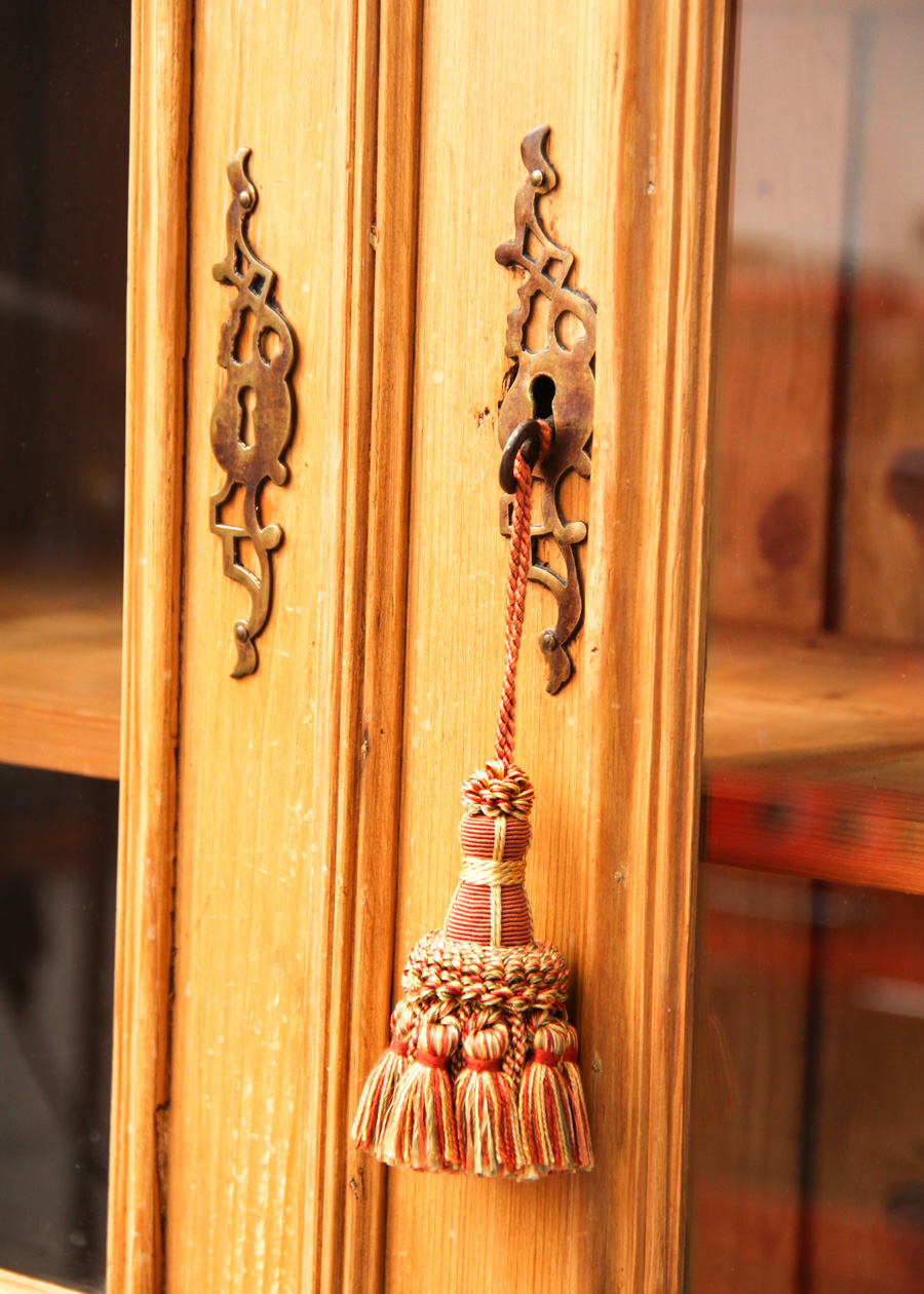 19th c. Country Pine Hutch