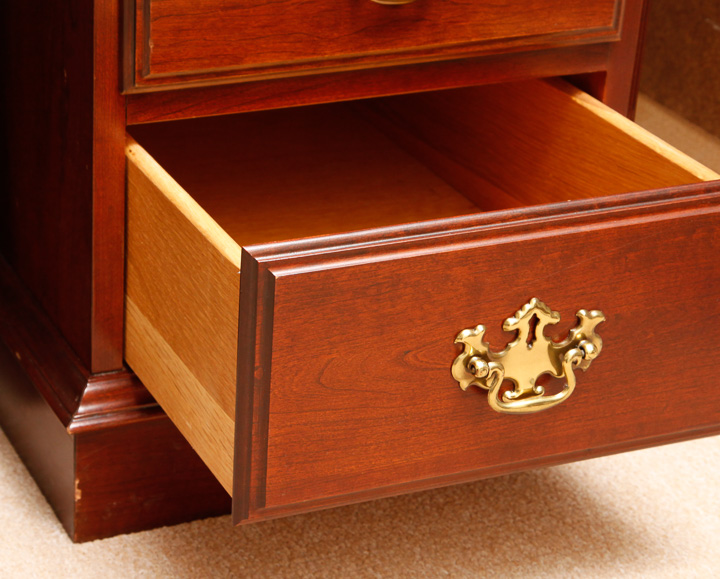 Pennsylvania House Executive Desk