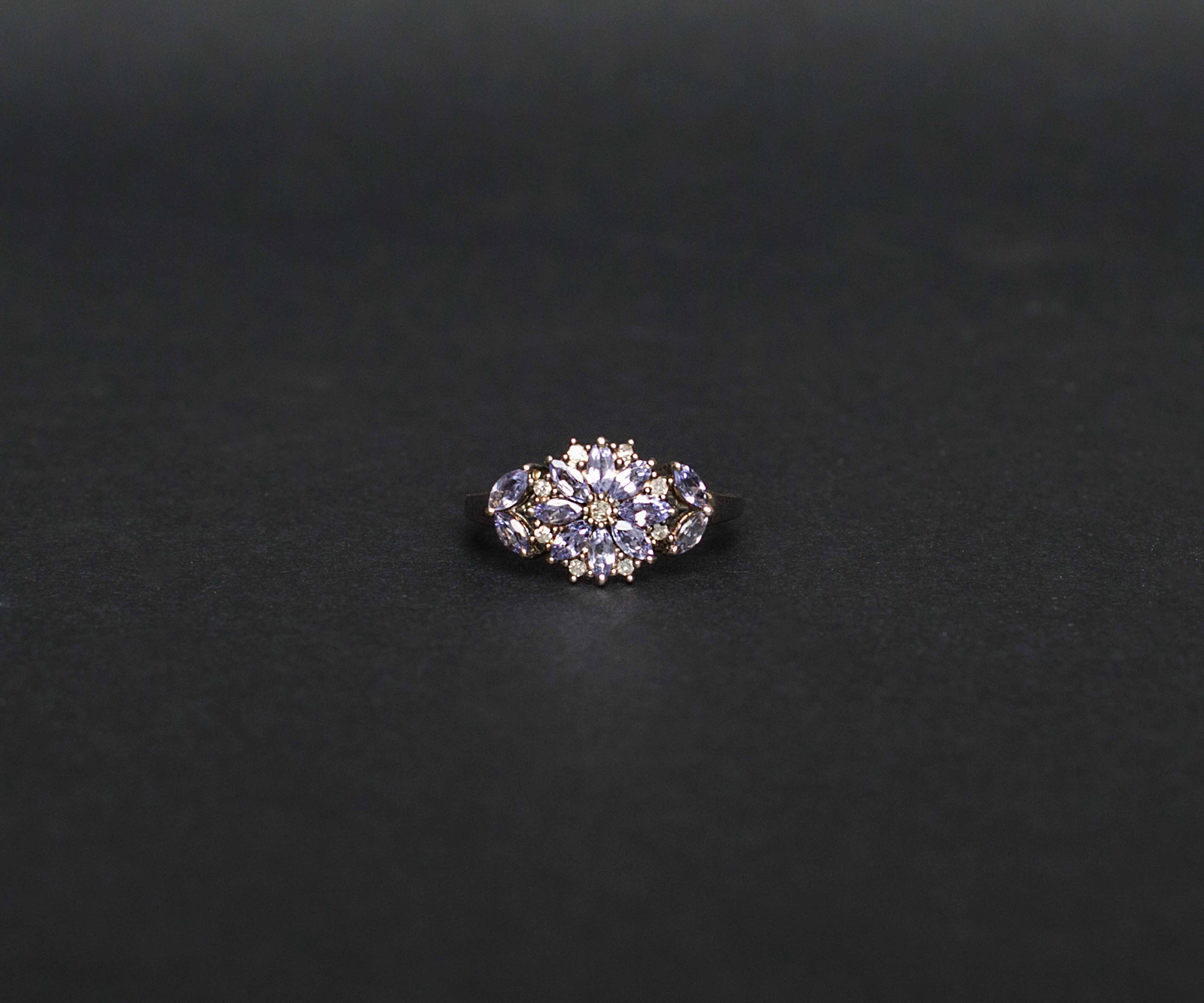 Vintage Sterling Silver Flower Shaped Ring with Blue Stones