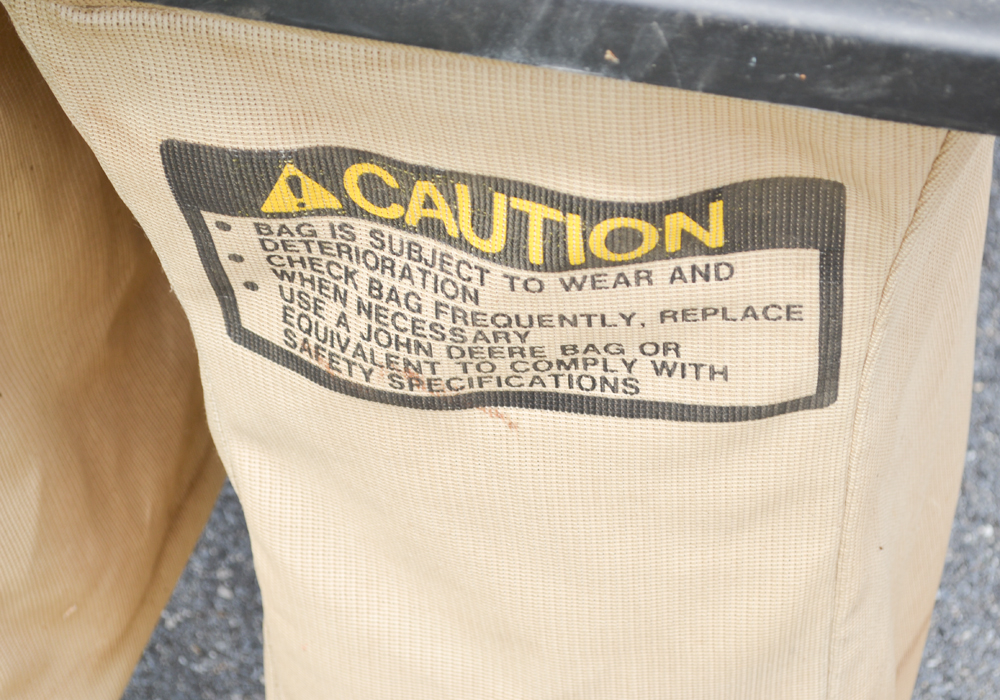 John Deere RX75 Riding Lawnmower