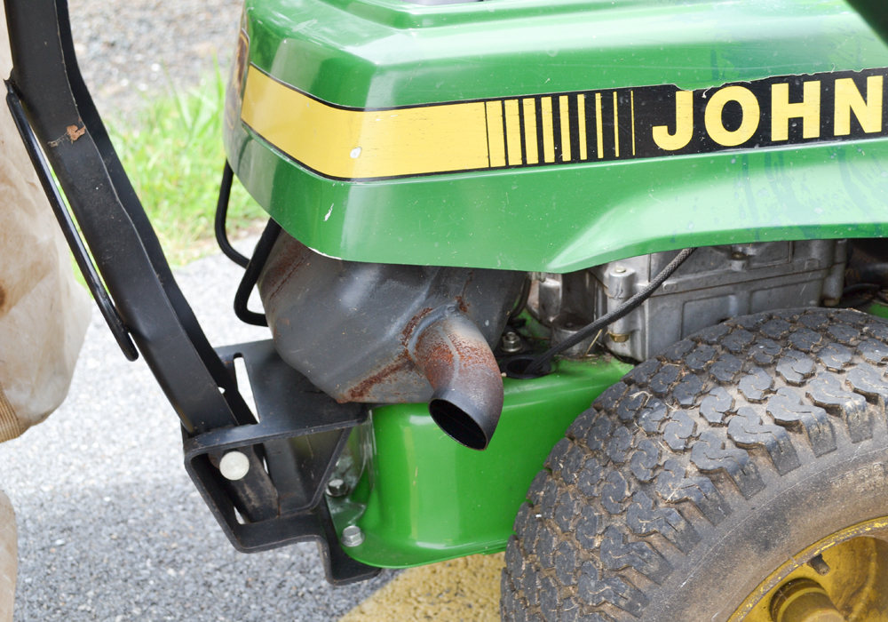 John Deere RX75 Riding Lawnmower