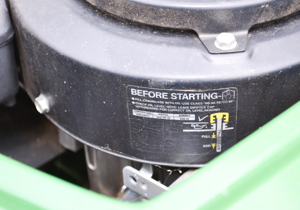 John Deere RX75 Riding Lawnmower
