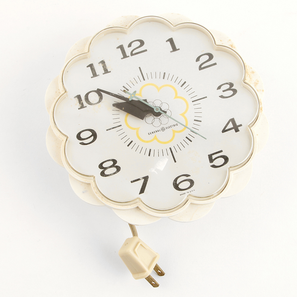 Vintage General Electric Floral Wall Clock