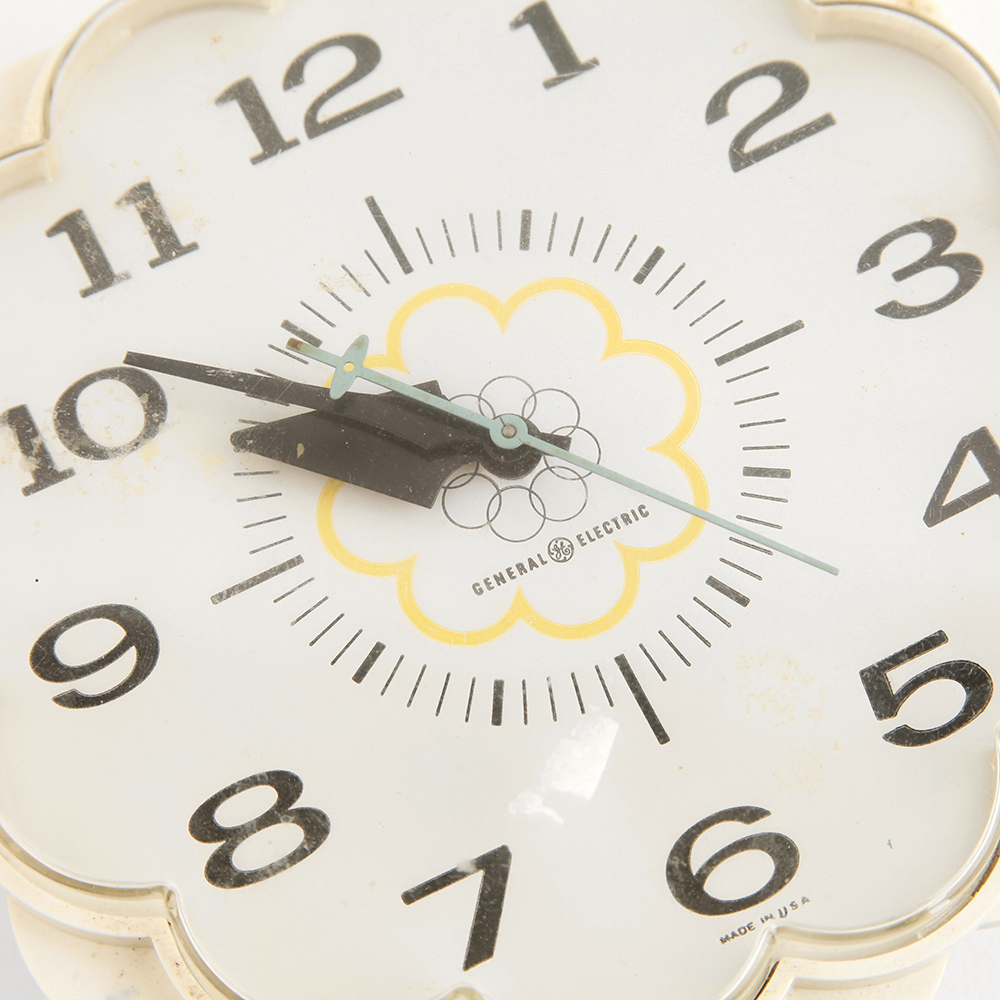 Vintage General Electric Floral Wall Clock