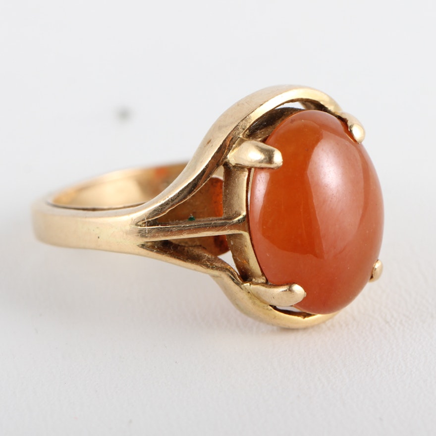 14K Yellow Gold and Carnelian Ring