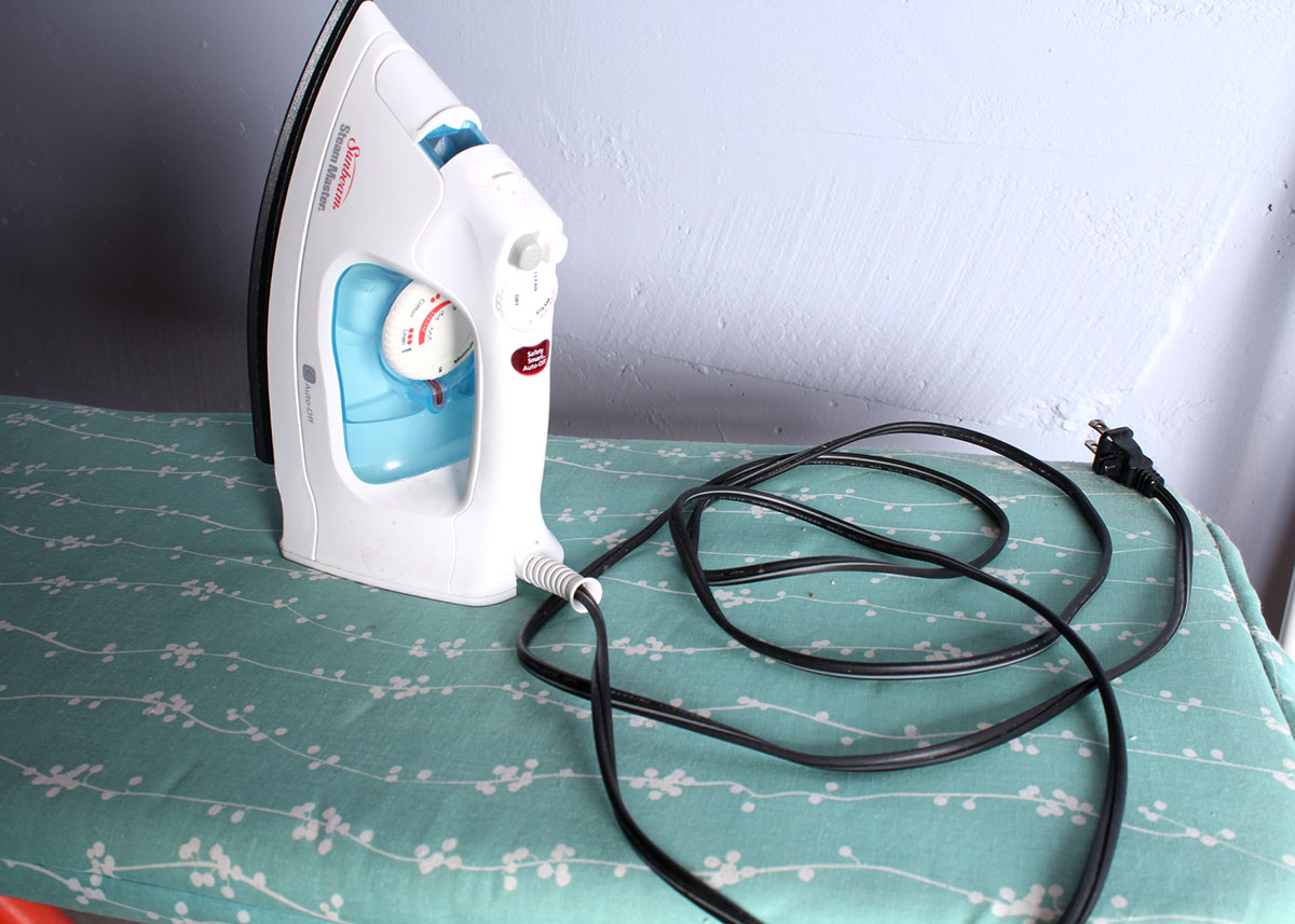 Sunbeam Iron with Ironing Boards