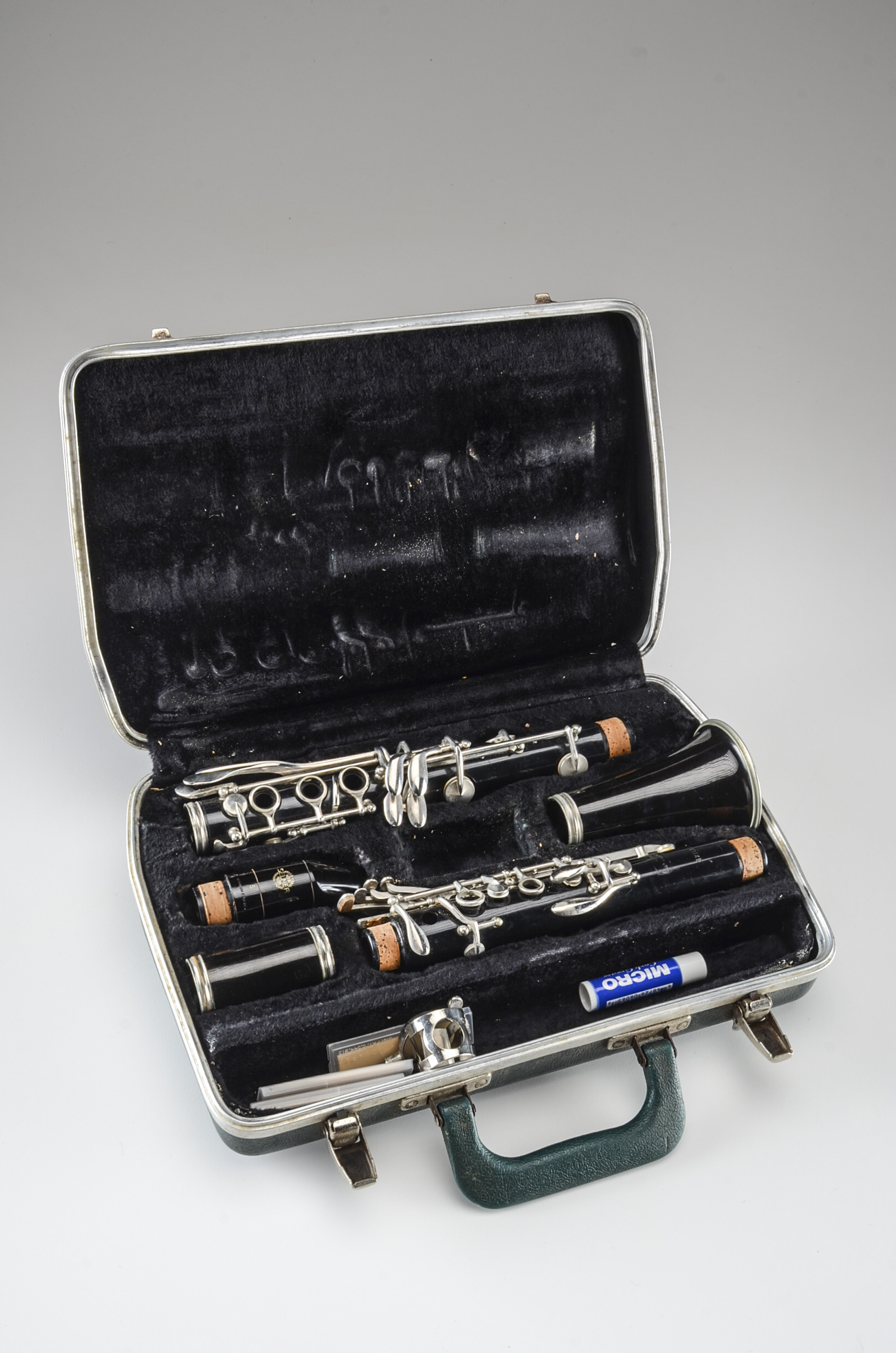 Bundy Deluxe Student Clarinet