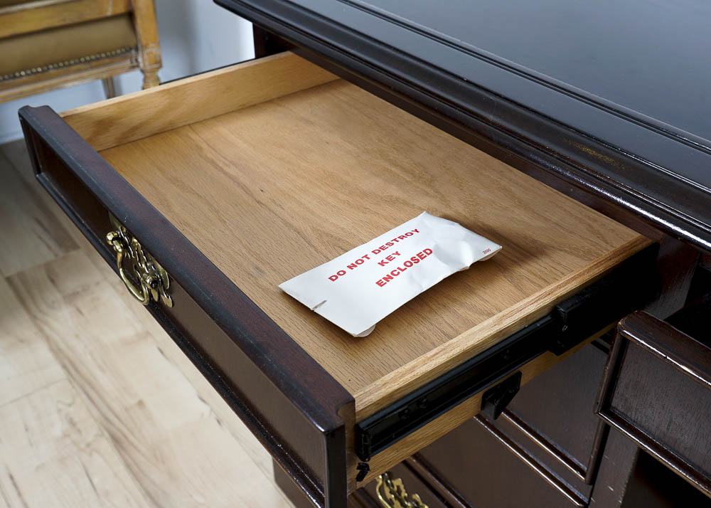 Federal Style Mahogany Sligh Credenza