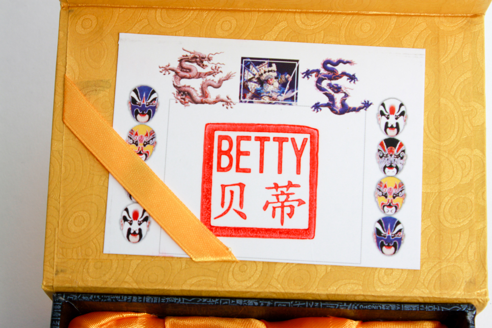 Serpentine Jade Figurines and Chinese Seals