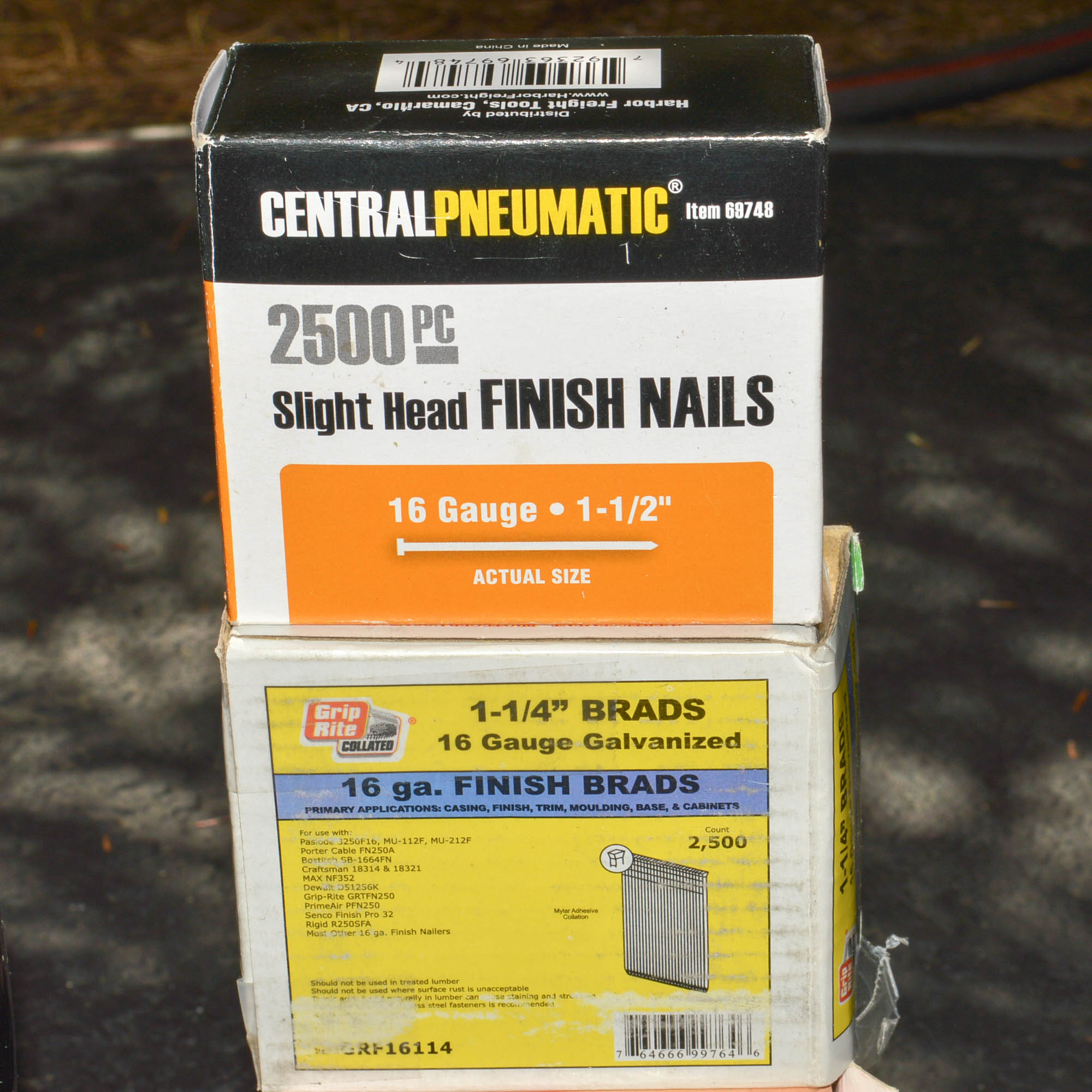 Central Pneumatic 2HP Hot Dog Air Compressor