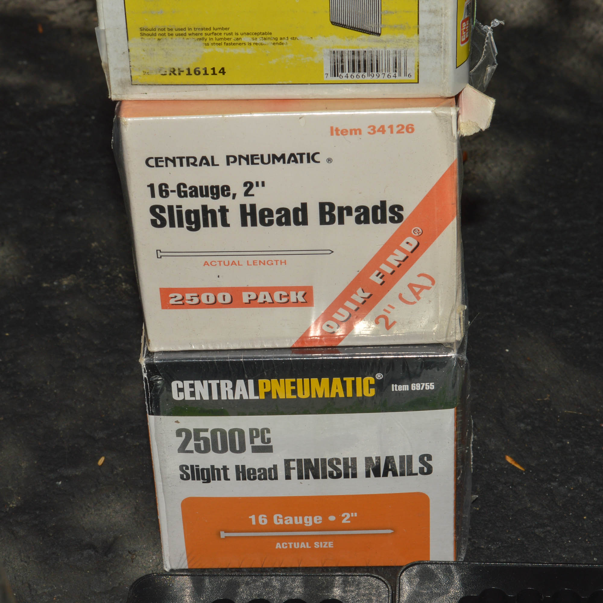 Central Pneumatic 2HP Hot Dog Air Compressor