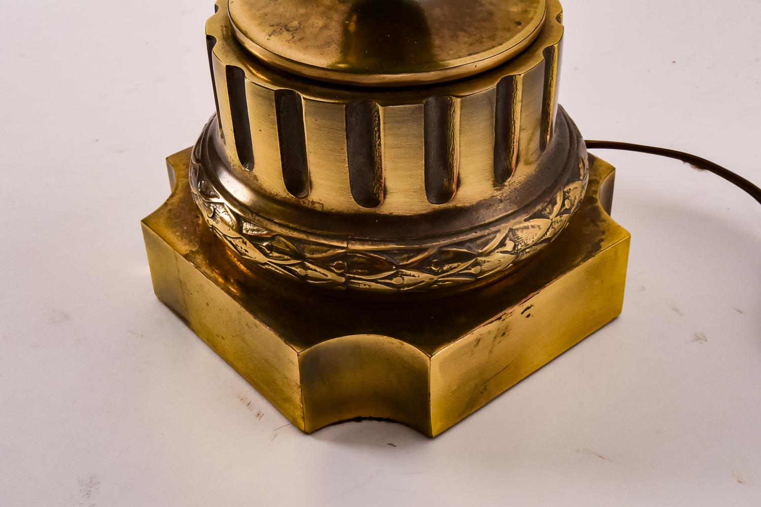 Green Crackle Glass Lamp