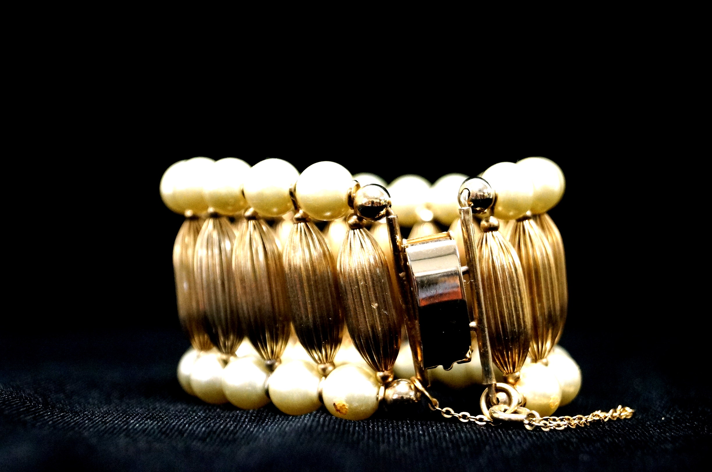 Gold Tone and Faux Pearl Bracelet