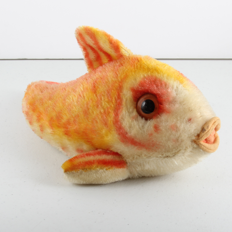Vintage 1960's Steiff Flossy Fish