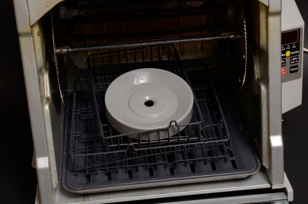 Ronco Showtime Rotisserie with Popeil Recipe Book