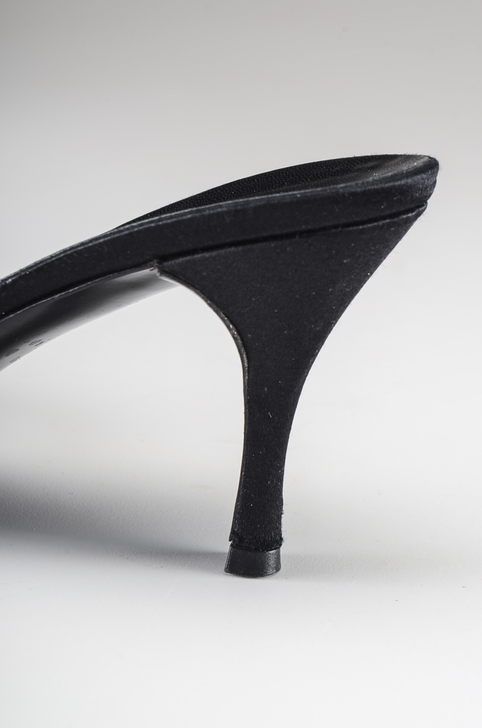 Gucci Strappy Satin High Heeled Sandals