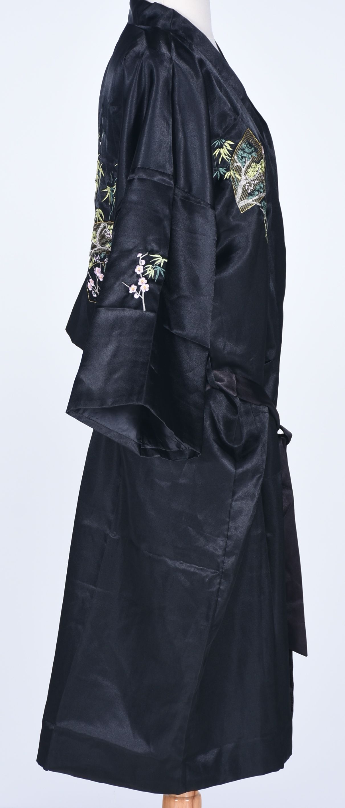 Asian Inspired Vintage Clothing