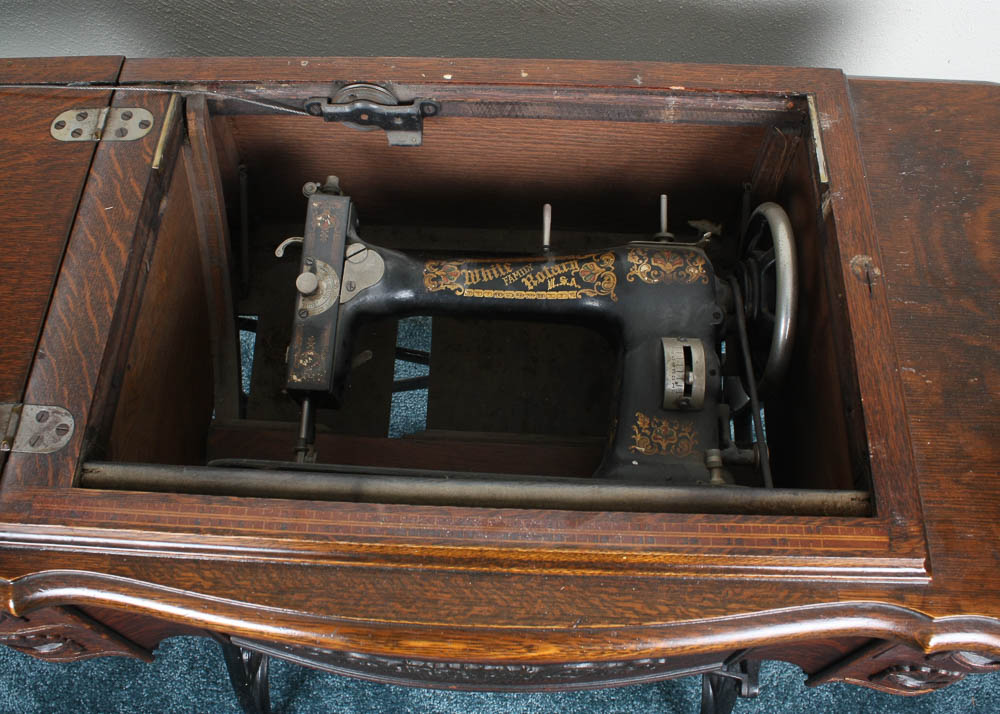 Antique White Family Treadle Sewing Machine in Oak Case