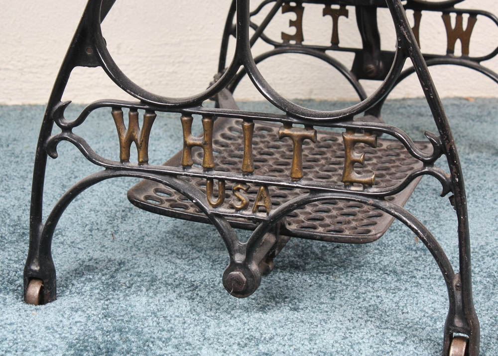 Antique White Family Treadle Sewing Machine in Oak Case