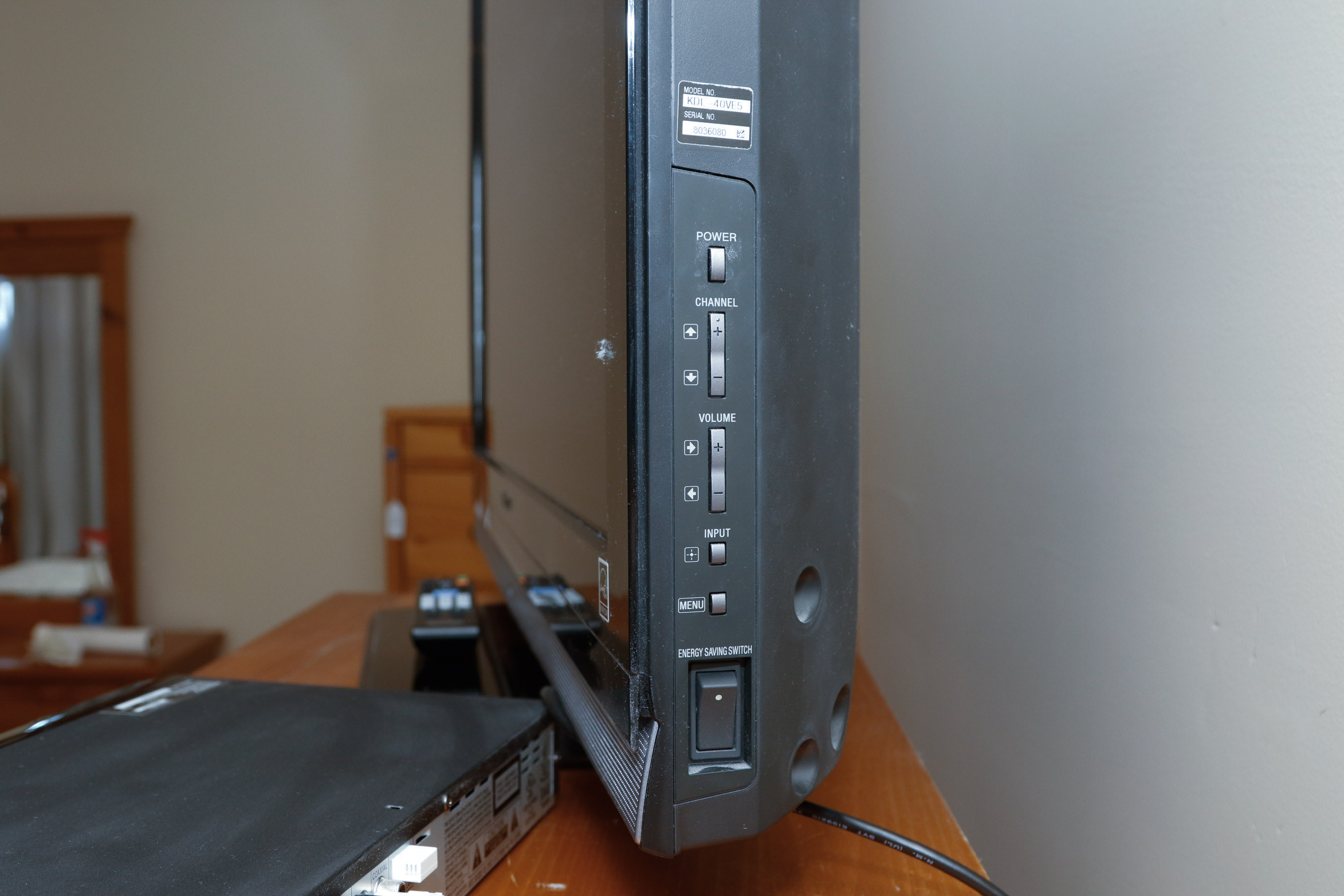 Sony BRAVIA 40" Eco LCD HD Television with Magnavox Blue-Ray Player