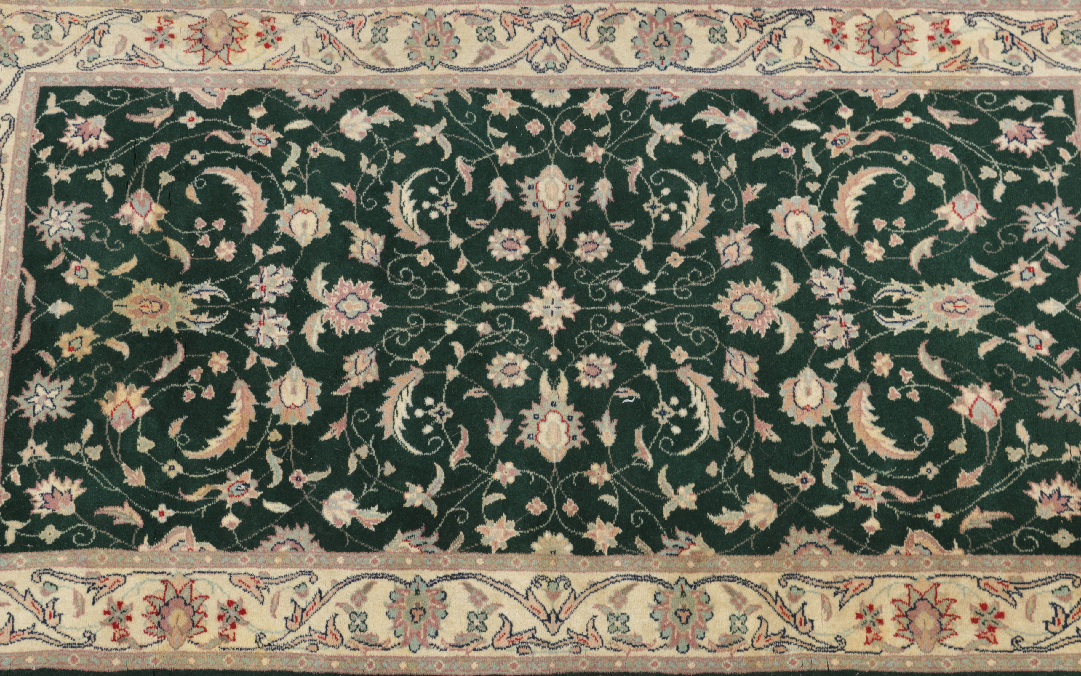 Handwoven Wool Agra-Style Accent Rug