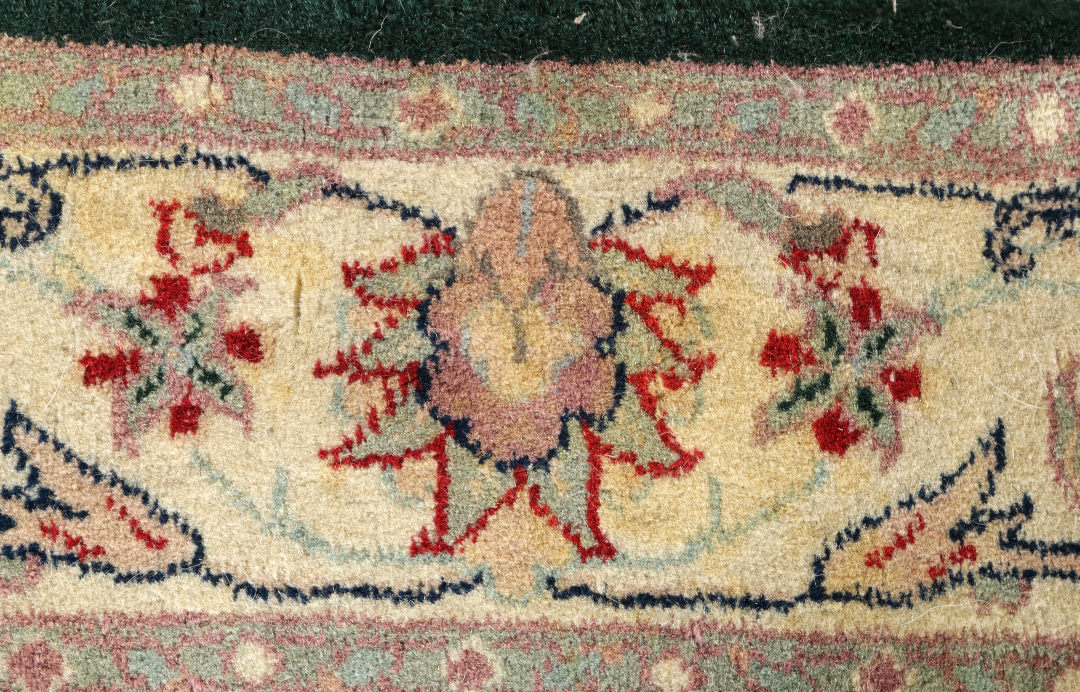 Handwoven Wool Agra-Style Accent Rug