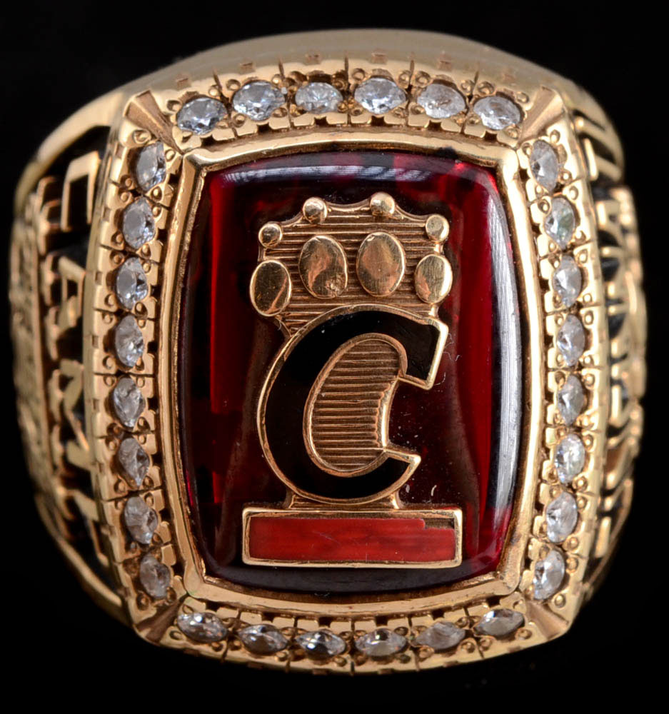 University of Cincinnati 2000 Men's Championship Ring