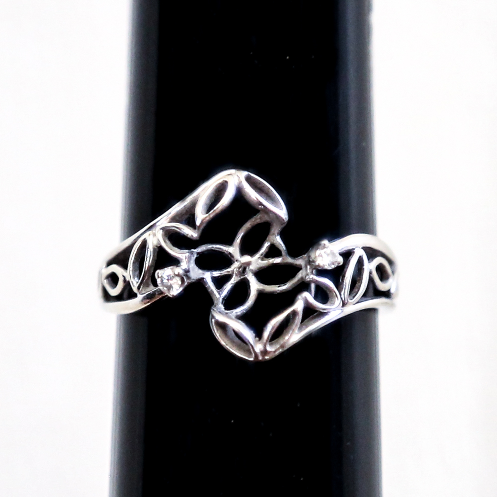 14K White Gold Ring Setting with Diamonds