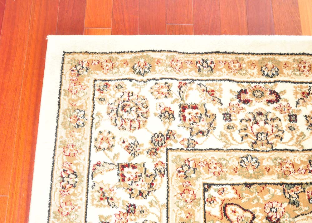 Safavieh Area Rug from the Lyndhurst Collection