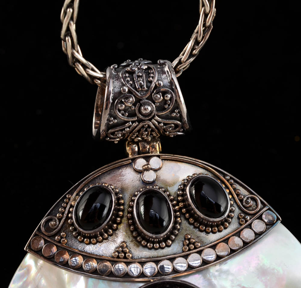 Merav Indonesian Sterling Silver Black Onyx and Mother of Pearl Shell Dangle Pendant Necklace