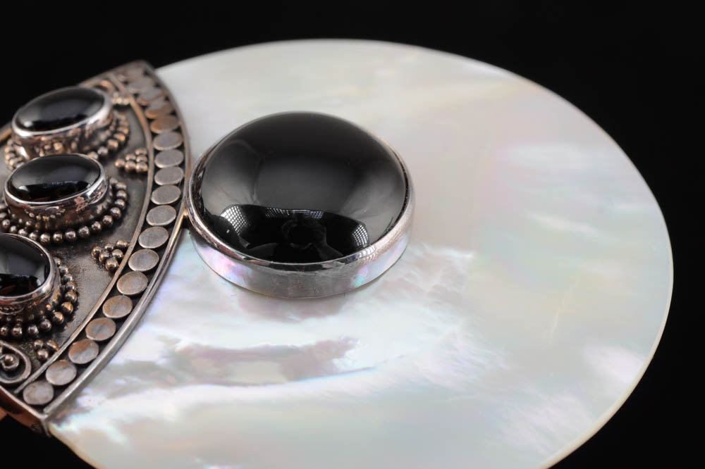 Merav Indonesian Sterling Silver Black Onyx and Mother of Pearl Shell Dangle Pendant Necklace