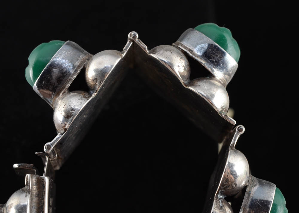 Vintage Mexican Silver and Carved Green Onyx Hinge Bracelet