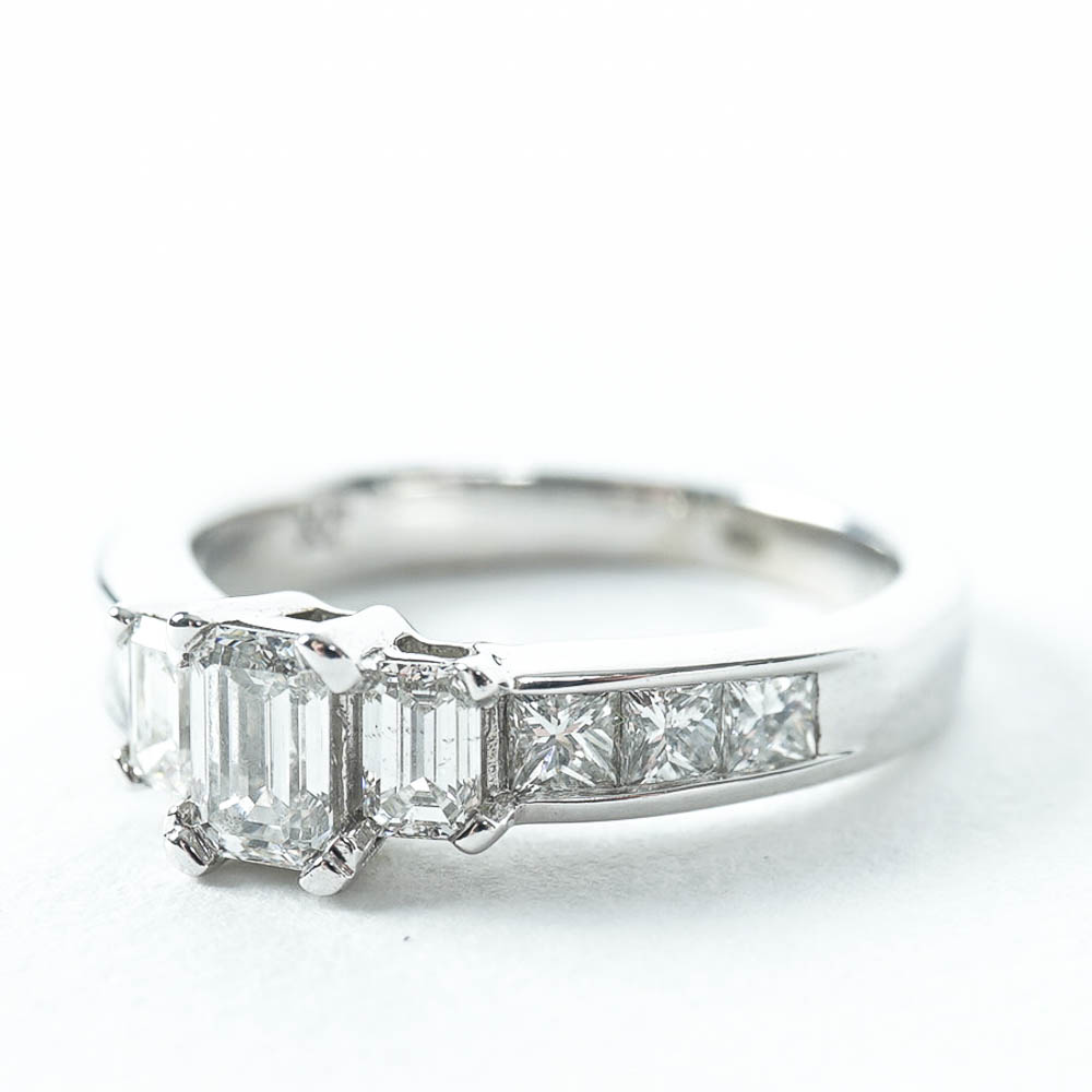 14K White Gold Emerald Cut with Princess Cut Diamond Ring