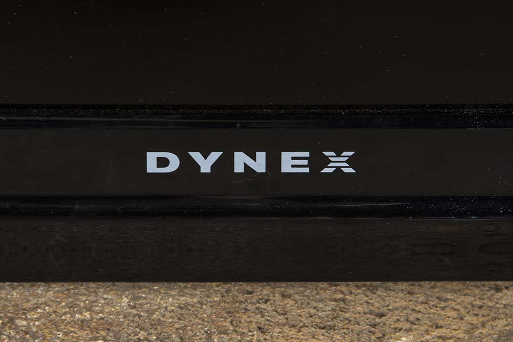 Dynex Flat-Screen 32" LCD Television