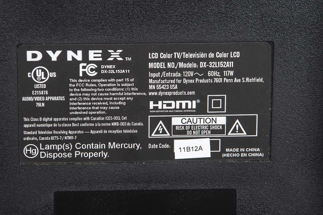 Dynex Flat-Screen 32" LCD Television