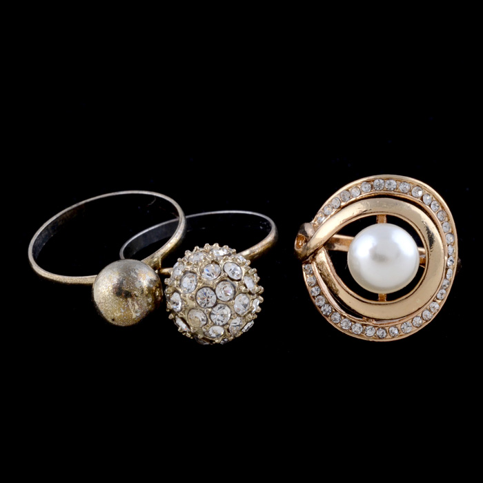 Three Gold Tone Rings