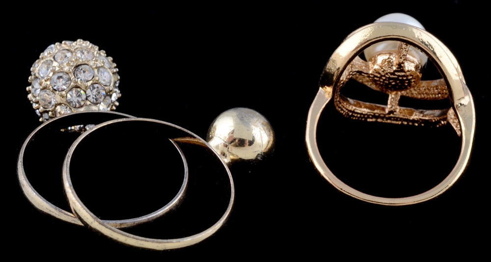 Three Gold Tone Rings