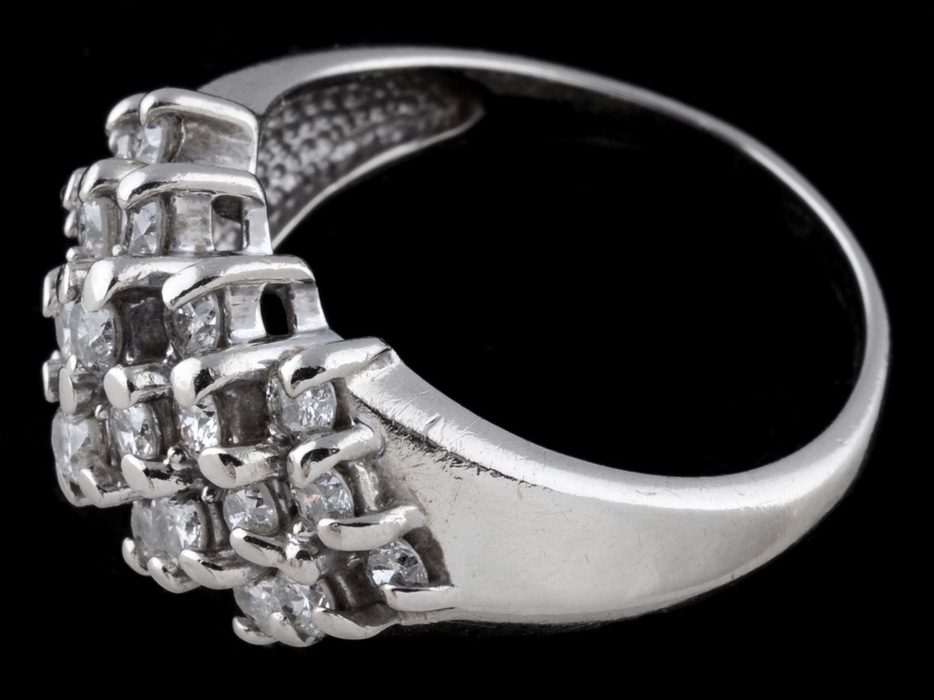 14K White Gold Diamond Ring