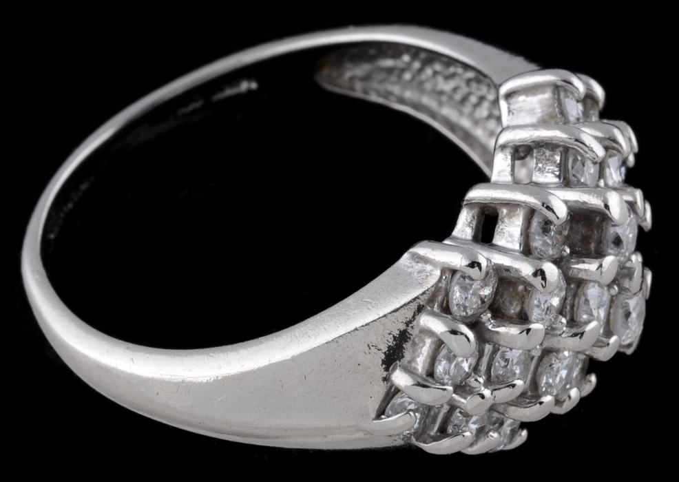 14K White Gold Diamond Ring