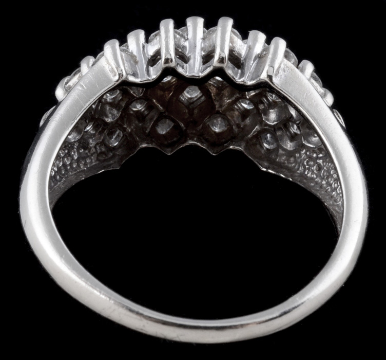 14K White Gold Diamond Ring