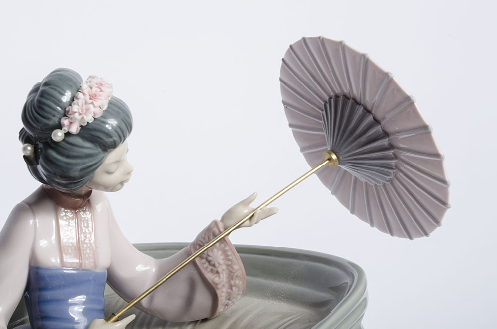 Lladró "Rickshaw Ride" Porcelain Figurine