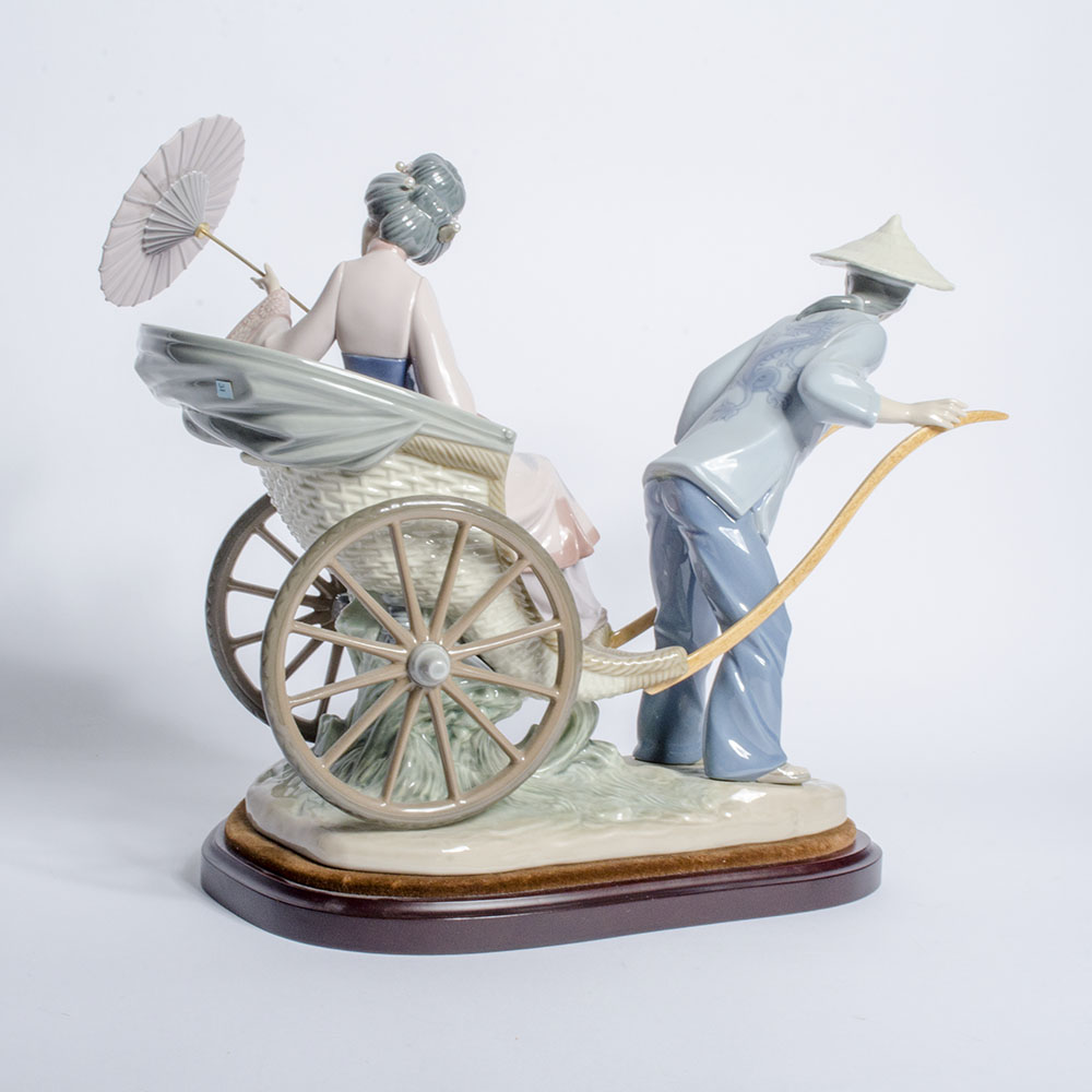 Lladró "Rickshaw Ride" Porcelain Figurine