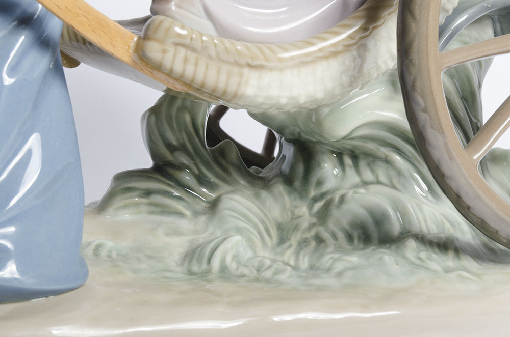 Lladró "Rickshaw Ride" Porcelain Figurine