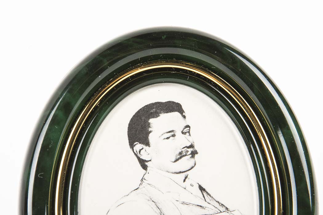 Les Must De Cartier Petite Malachite Picture Frame